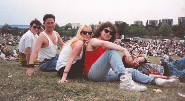 208181_6278243266_1202_n